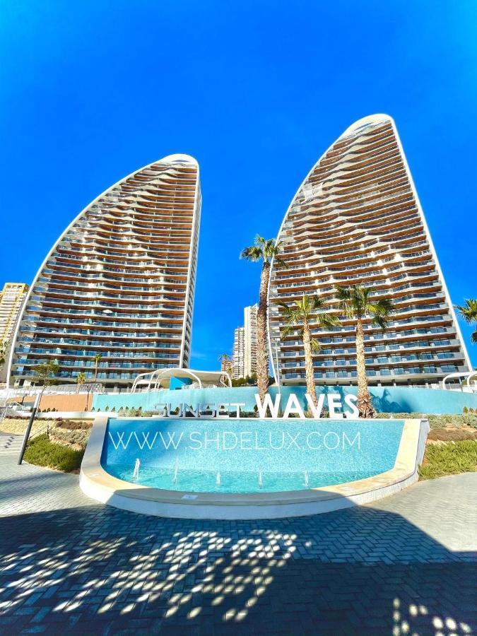 Sunset Waves Apartment By Sunny Holidays Delux Бенидорм Екстериор снимка