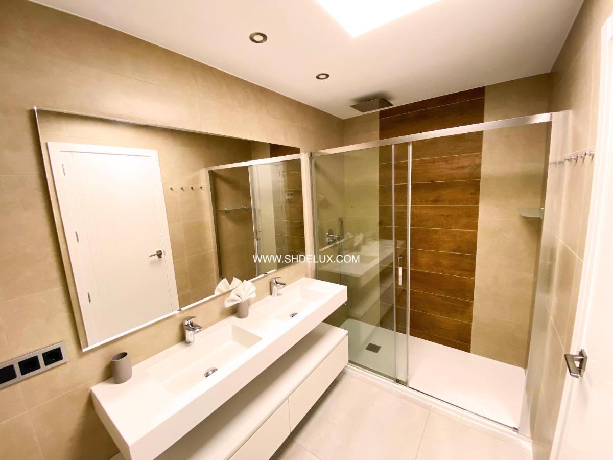 Sunset Waves Apartment By Sunny Holidays Delux Бенидорм Екстериор снимка